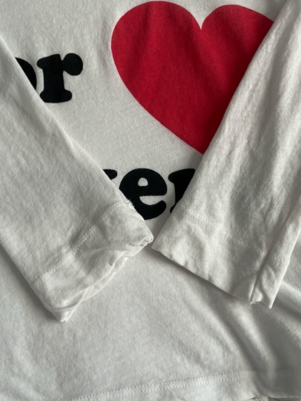 WILDFOX NYC Is For Lovers Oversized Slouchy Cotton Heart Graphic Top S - Picture 6 of 11